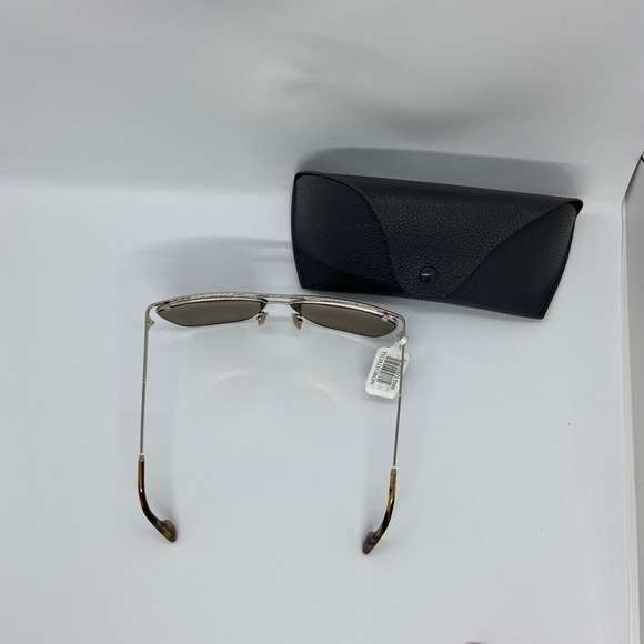 Victoria Beckham Square Sunglasses​ - Picture 11 of 12